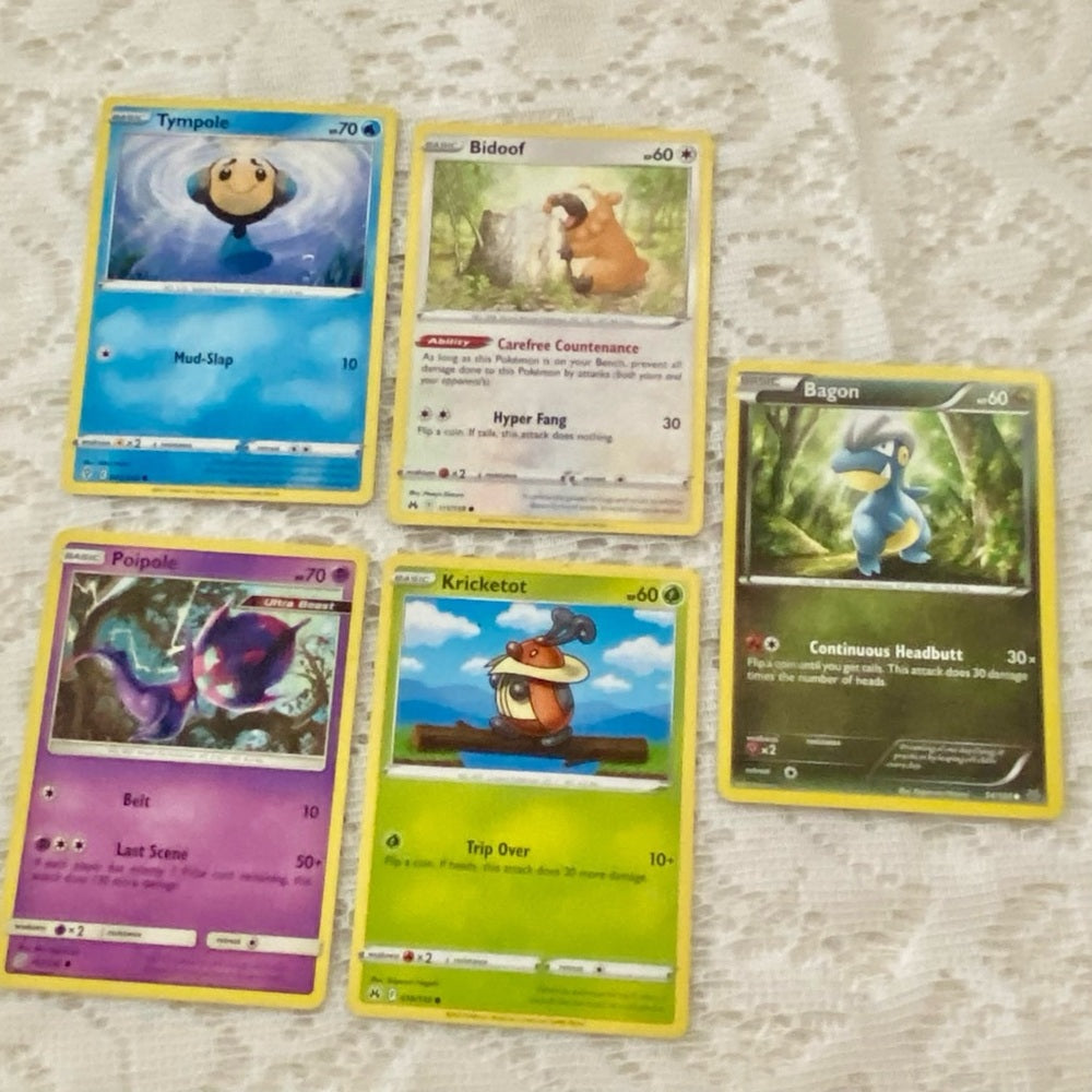 Lot PP: 12pc Lot : 2 Gold Fan Arts Cards, 5 Pokemon Cards and 5 Pokémon …