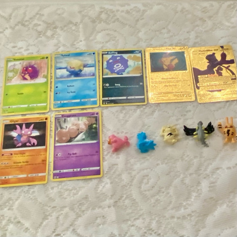 Lot QQ: 12pc Lot : 2 Gold Fan Arts Cards, 5 Pokemon Cards and 5 Pokémon …