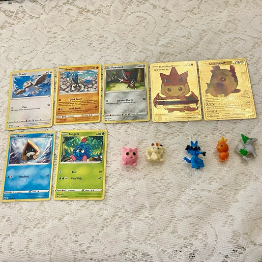 Lot YY: 12pc Lot : 2 Gold Fan Arts Cards, 5 Pokemon Cards and 5 Pokémon …
