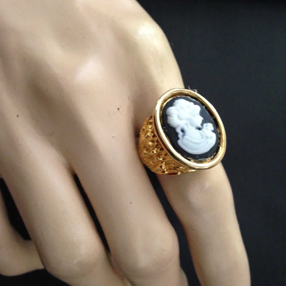 Vintage Stamped Hobe Black Cameo Adjustable Ring