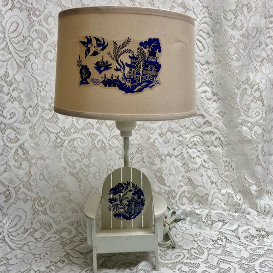 Vintage, Blue Willow-Figural Chair  Electric TableLamp 15inT x 6inW