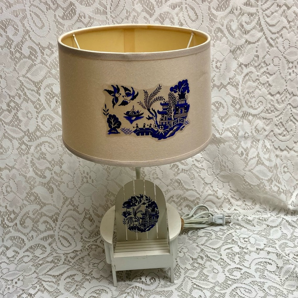 Vintage, Blue Willow-Figural Chair  Electric TableLamp 15inT x 6inW