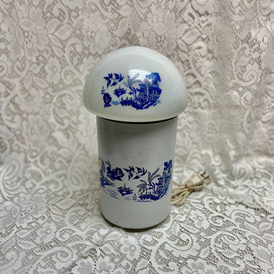 Vintagel, Mushroom, Cylindrical Blue Willow Electric Table lamp 12.5inx6in