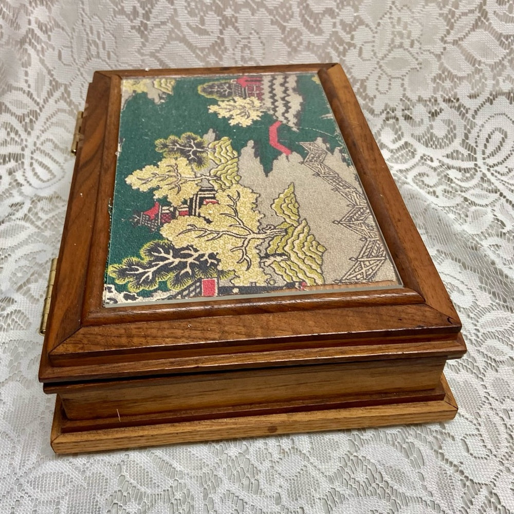 Vintage Polychrome Blue Willow Trinket or Treasure Box- 14in x 10in x 4in
