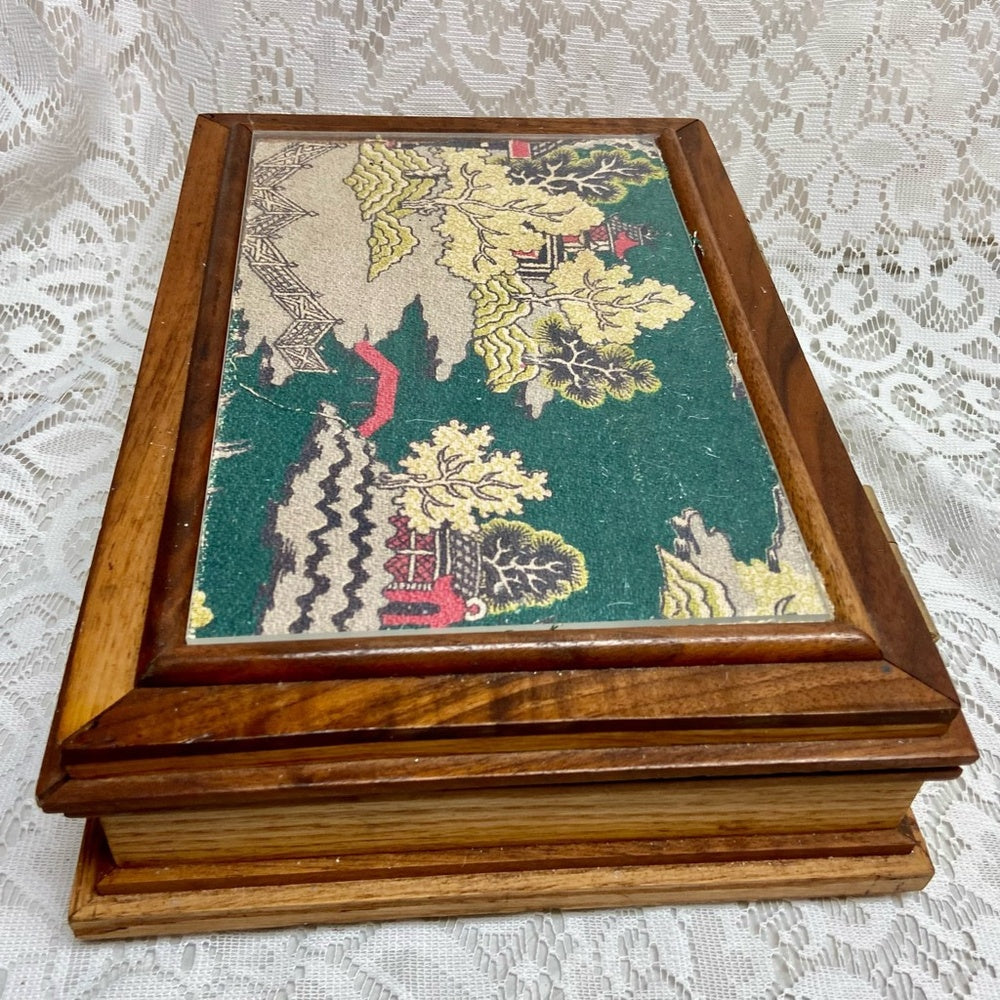Vintage Polychrome Blue Willow Trinket or Treasure Box- 14in x 10in x 4in