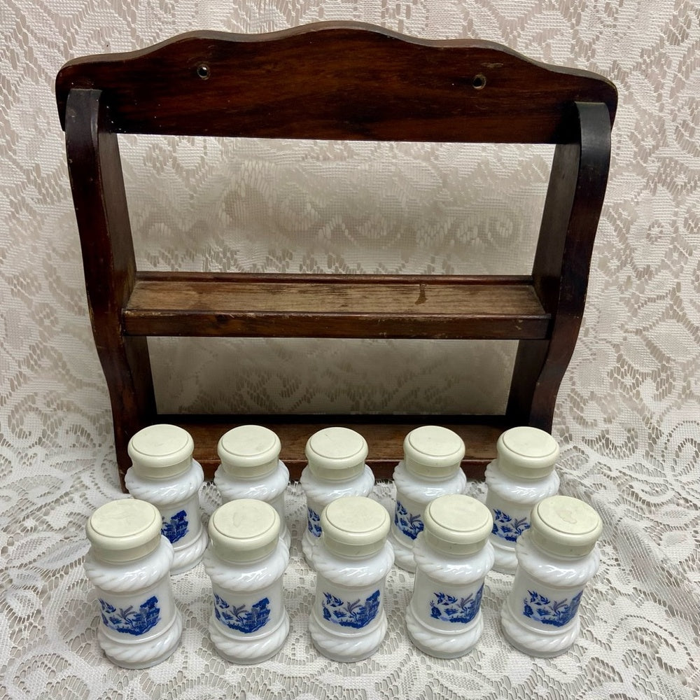 Vintage, 10-pc Blue Willow Milk Glass Shaker Set with Wooden Rack. (2T0625)  Thi