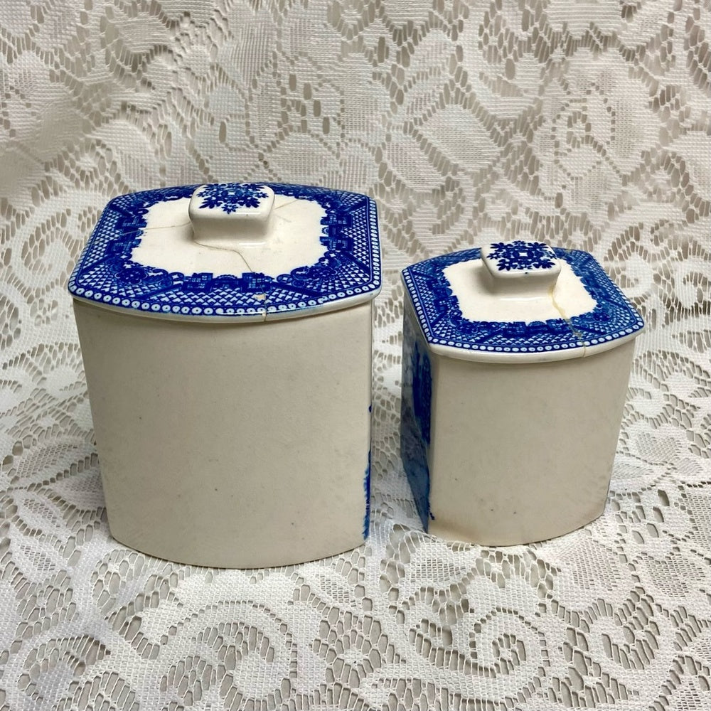 Vintage, Rare, Set of 2  Blue Willow Tea and Coffee Canister Set  5.5in T and 4.