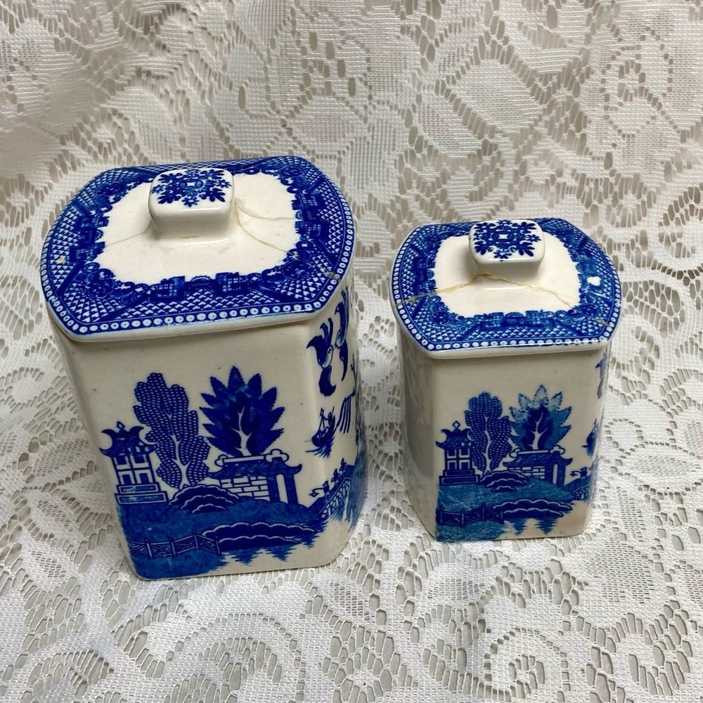 Vintage, Rare, Set of 2  Blue Willow Tea and Coffee Canister Set  5.5in T and 4.