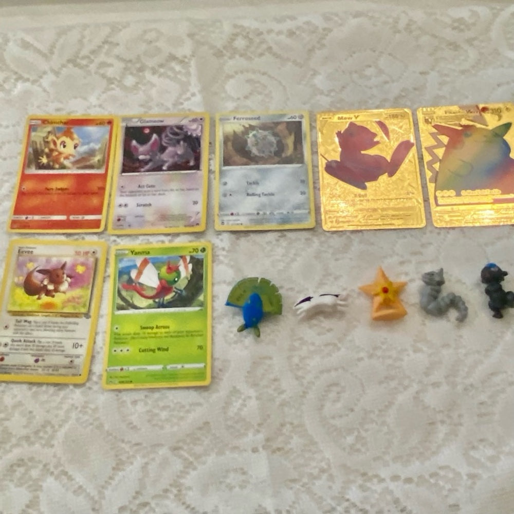 Lot WW: 12pc Lot : 2 Gold Fan Arts Cards, 5 Pokemon Cards and 5 Pokémon …