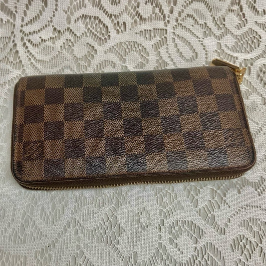 Louis Vuitton Damier Ebene Zippy Long Wallet 7.5in x 4in