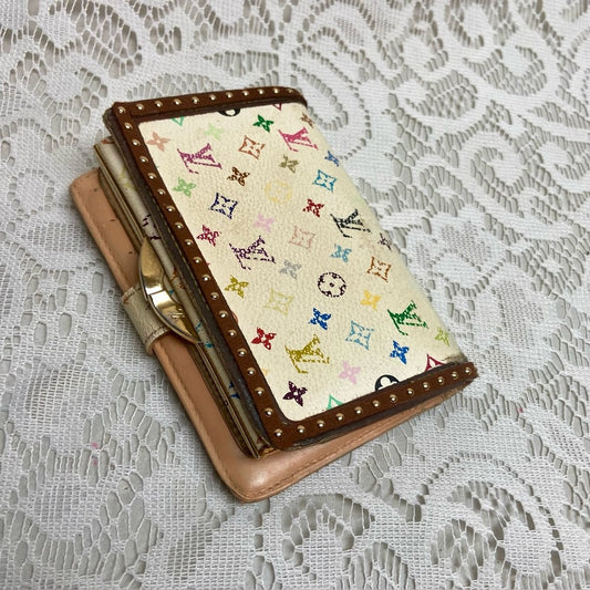 Vintage Louis Vuitton Multi-color White Kiss-lock Compact Wallet