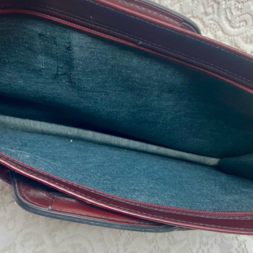 Vintage, Gulliver, Burgundy Leather Briefcase 17in x 12in x 4in