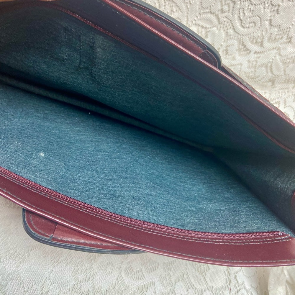 Vintage, Gulliver, Burgundy Leather Briefcase 17in x 12in x 4in