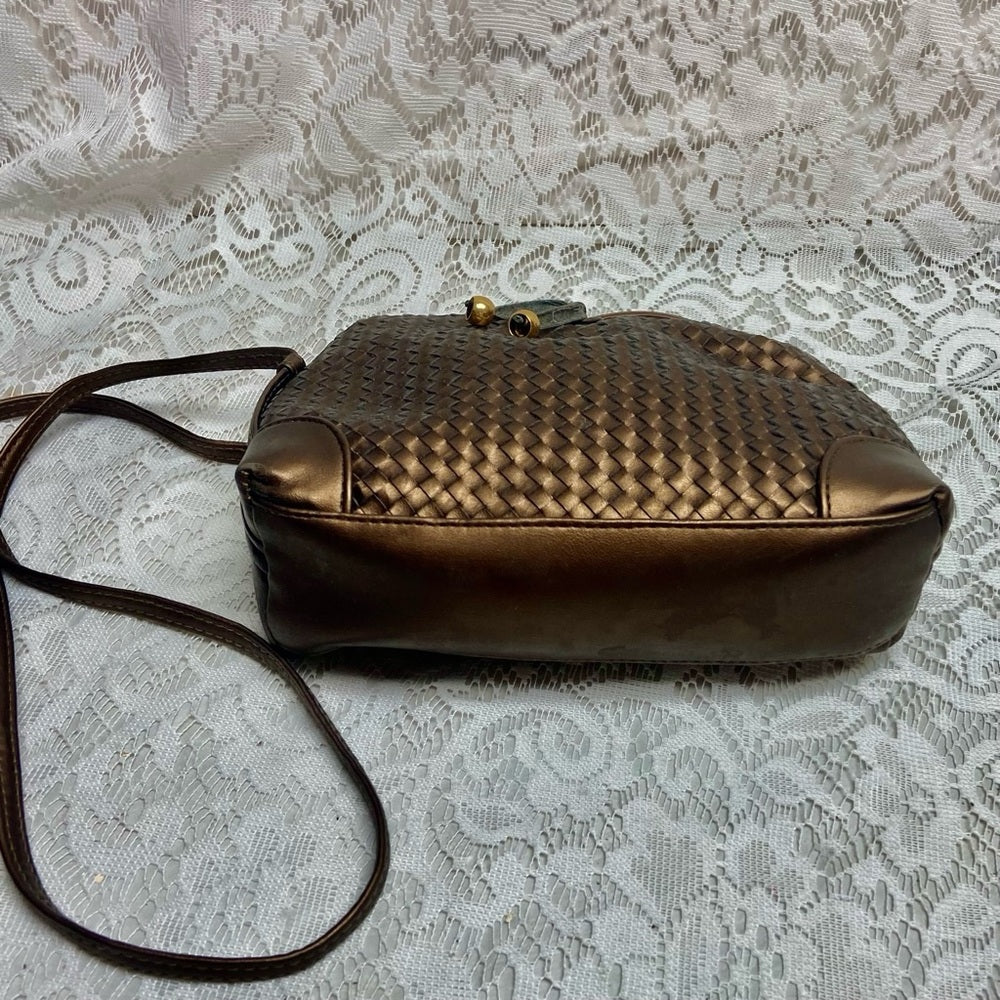 Vintage, Vinilo Gold Woven Leather Crossbody Bag (9in x 7in x 3in)