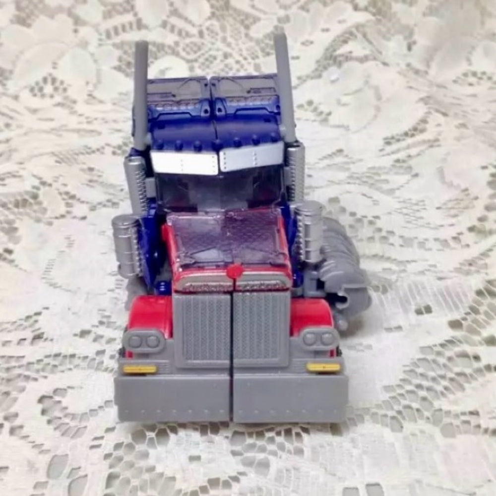 Transformers Octomus Prime Truck 7in x 3.5inx 2.5in