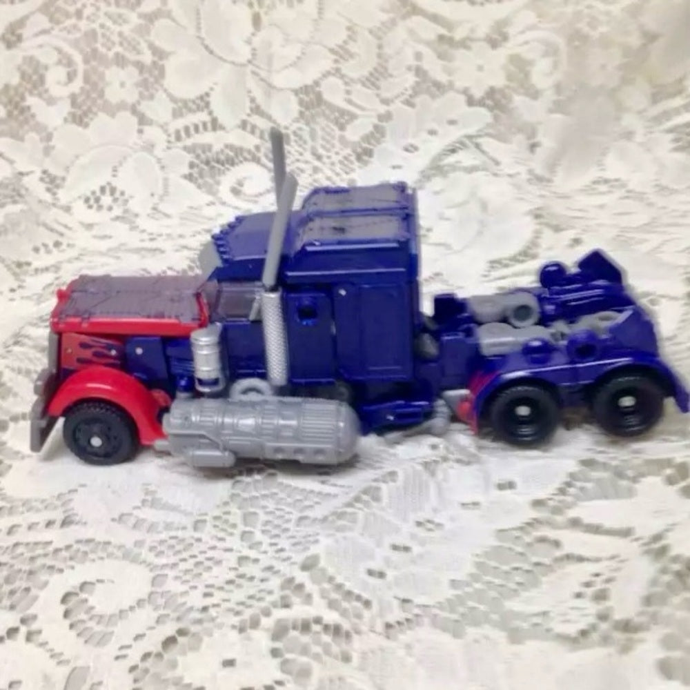 Transformers Octomus Prime Truck 7in x 3.5inx 2.5in
