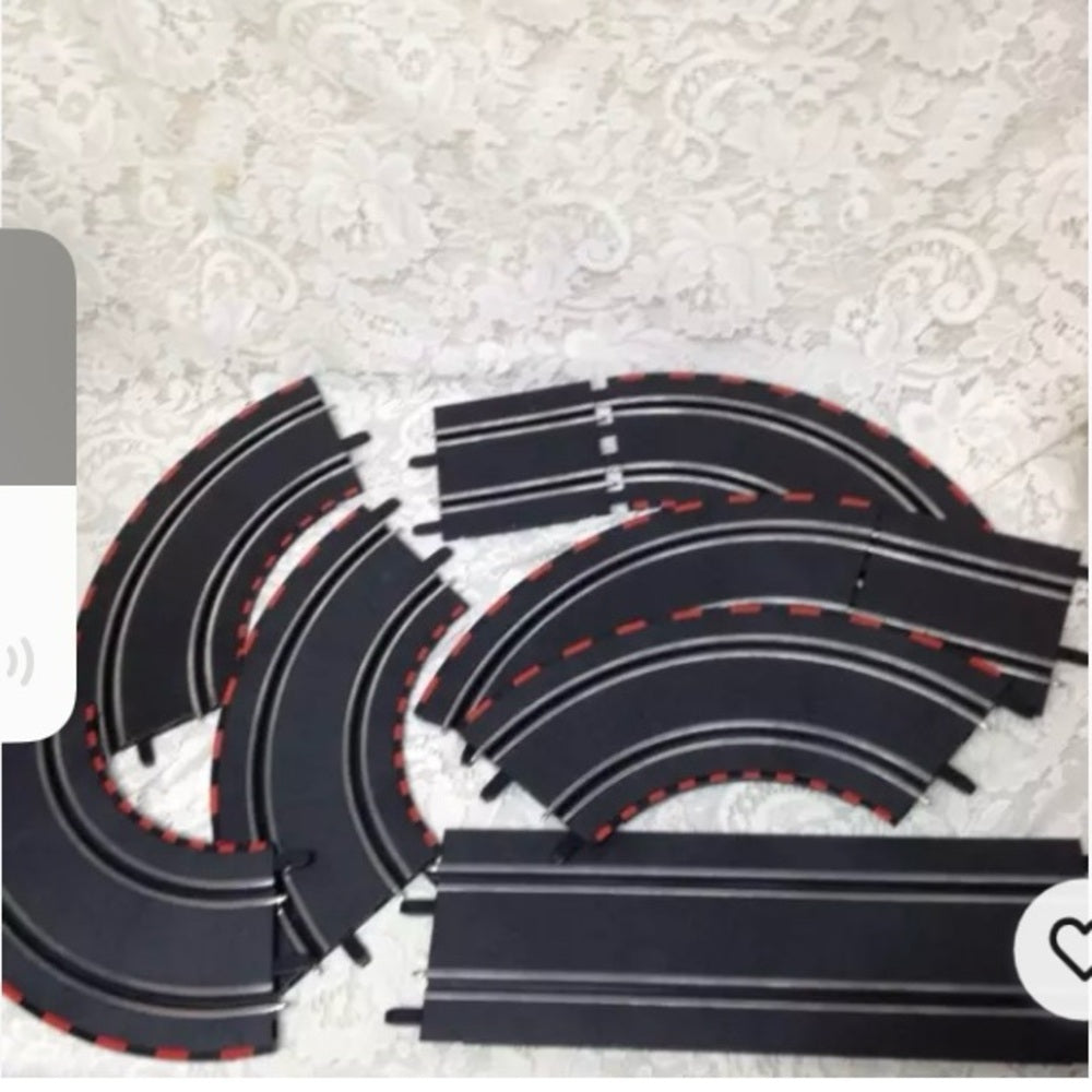 Mario Kart DS 24pc  Carrera Racing System 20in x 16in x3in Box