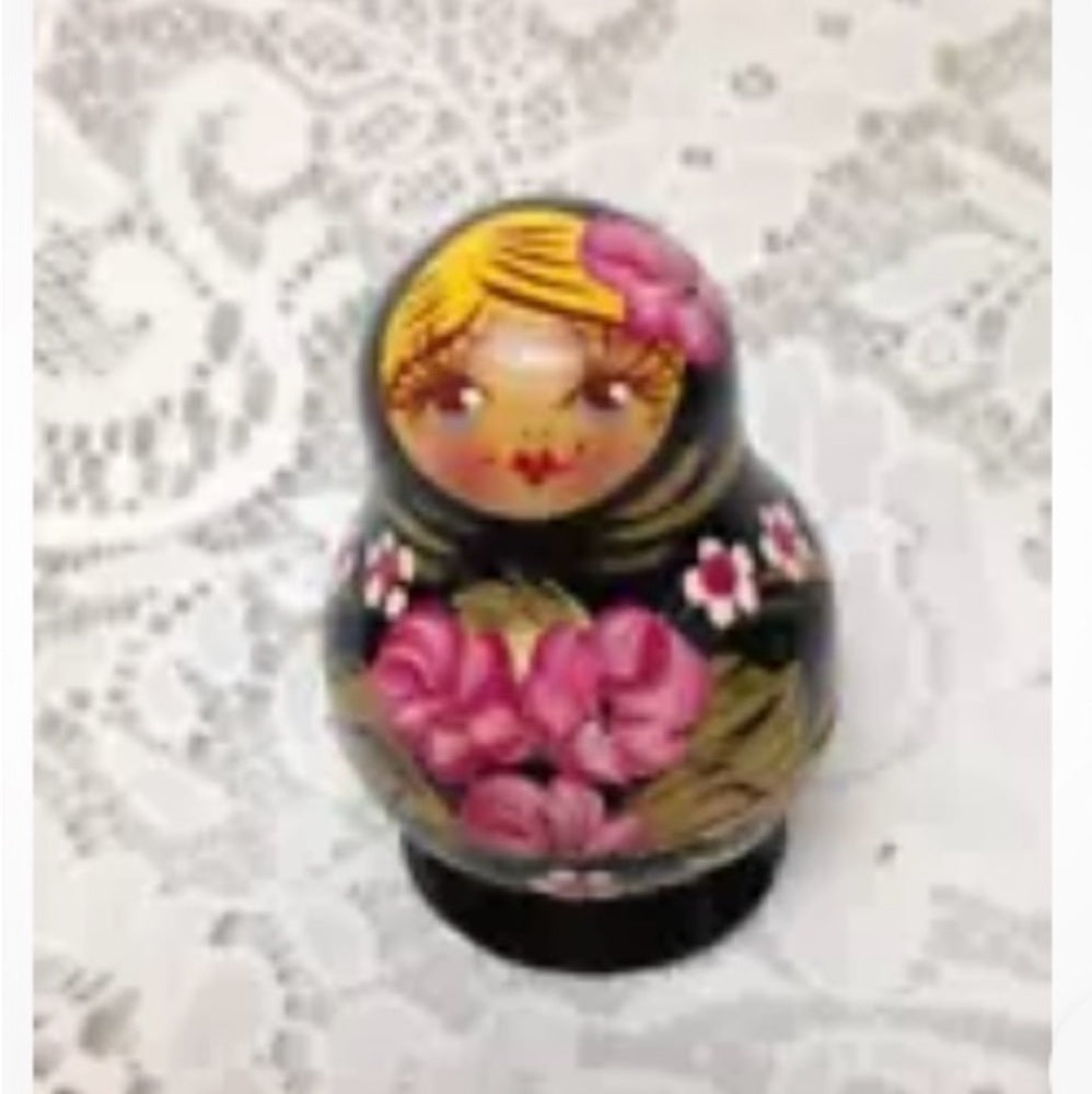 Vintage, 5pc Russian Nesting Dolls