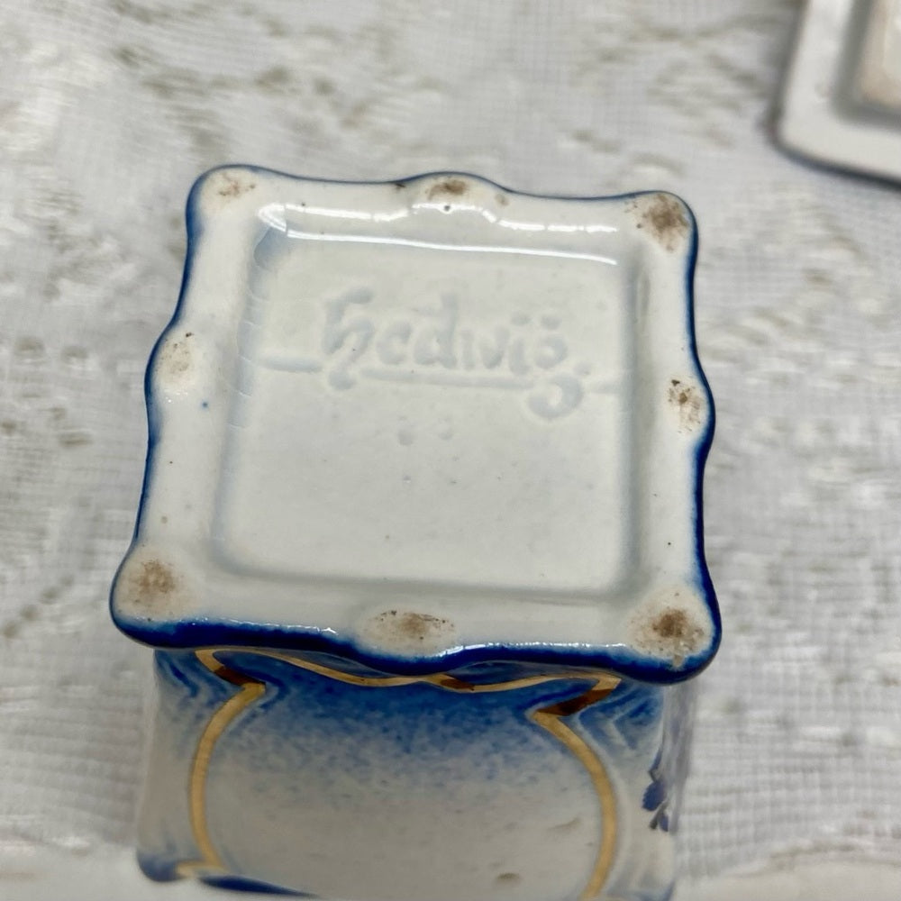 Antique, 2-pc Flow Blue Willow Spice or Coffee and Tea Jars with Lid 4.5in x 2.5