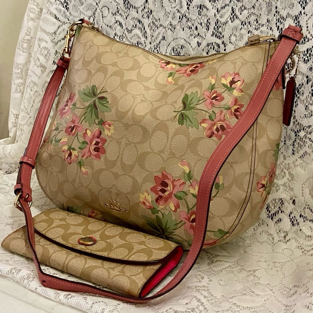 Authentic, Rare, Coach, Signature Floral Shoulder Bag with Wallet 2019-F72658