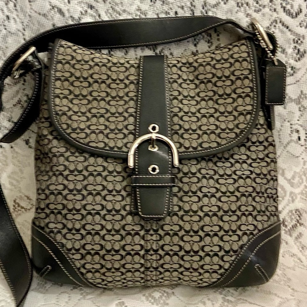 Coach -Vintage Soho Black White Jacquard Signature Crossbody and Wristlet Set