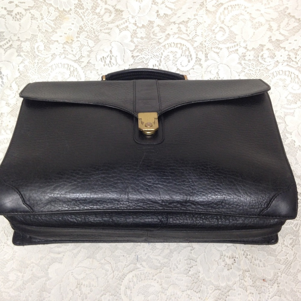 Authentic Burberrry Uni-sexBlack Leather Briefcase