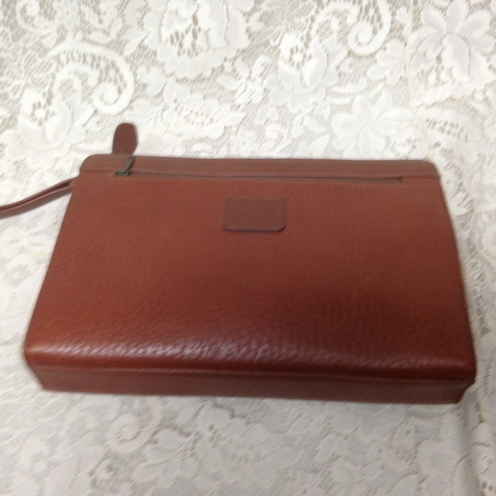 Authentic Burberrry, Tan-Brown Leather Mens Clutch