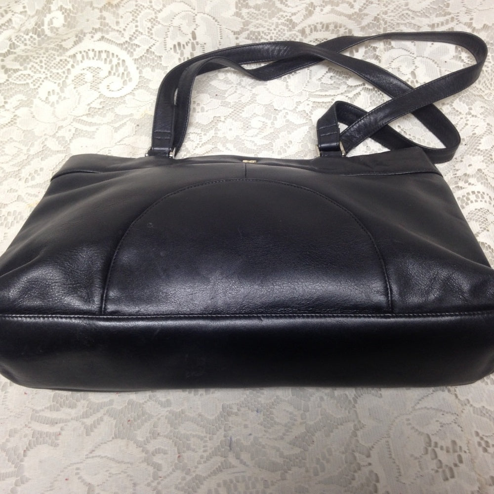 Nina Ricci Black  Leather Handbag-Shoulder Bag