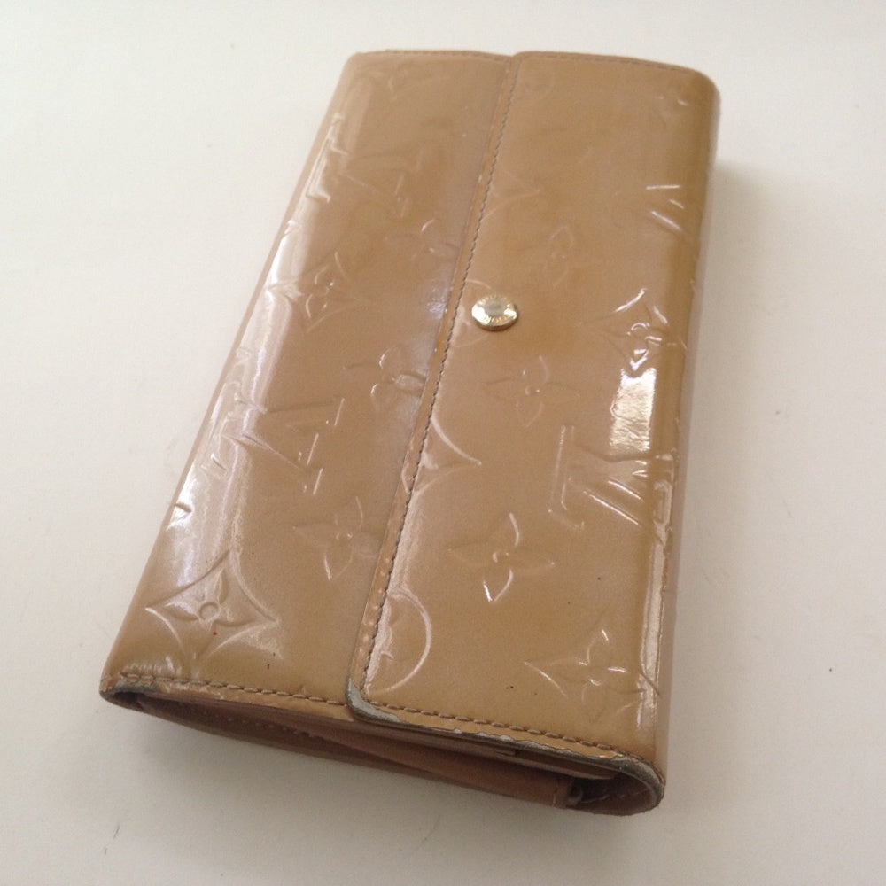 Louis Vuitton Beige Yellow Vernis Mono Long Wallet