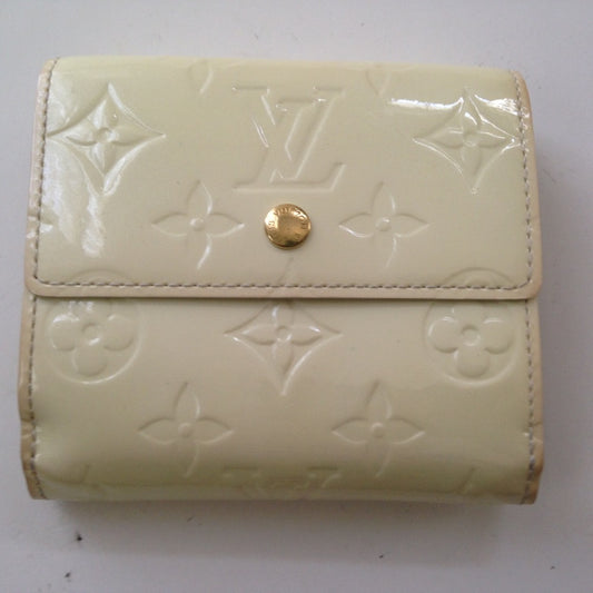 Louis Vuitton Beige Vernis Leather Wallet