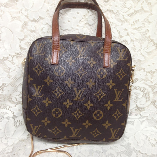 Louis Vuitton, Brown Mono Handbag-Crossbody
