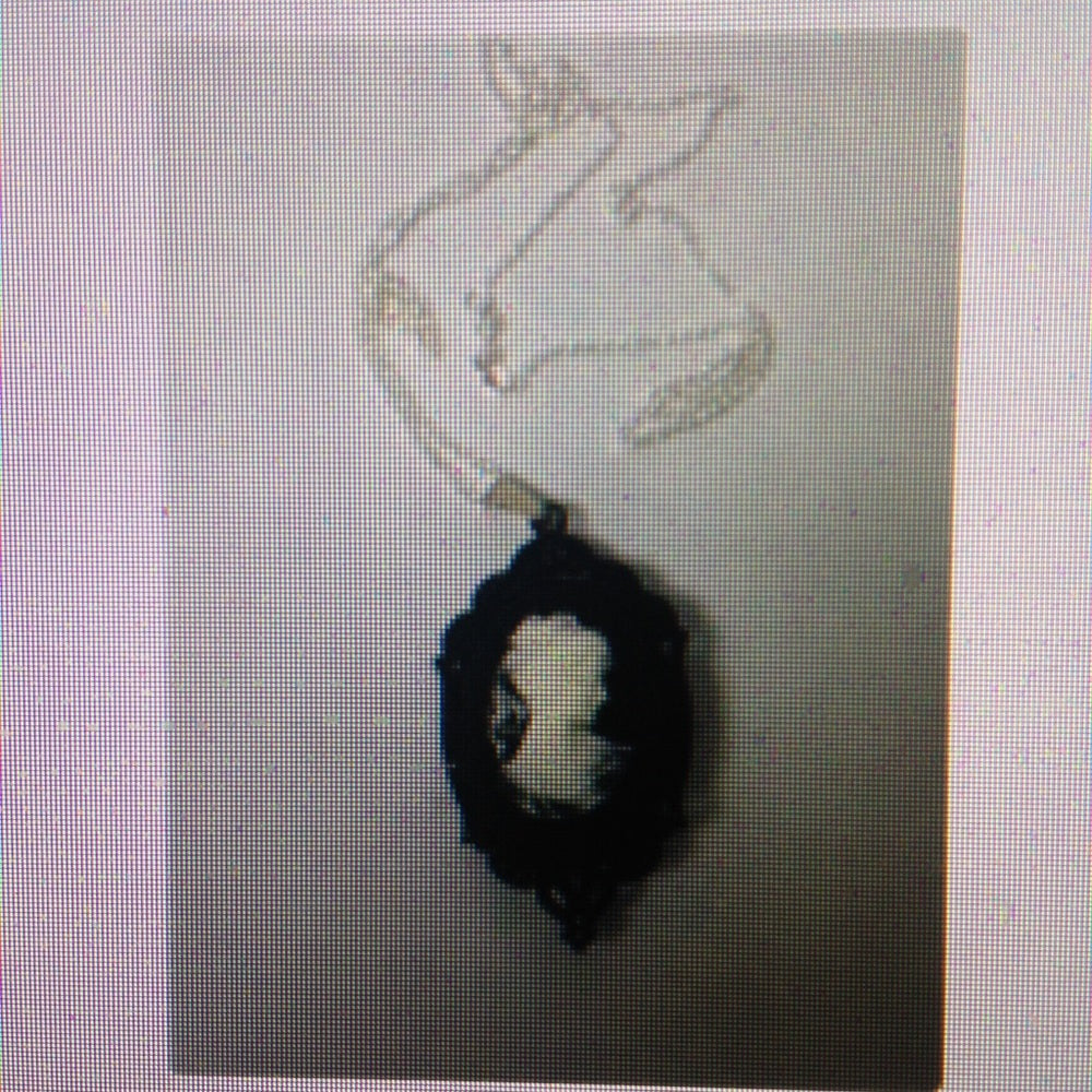Black n White Lady Cameo Brooch-Pendant 925 Chain