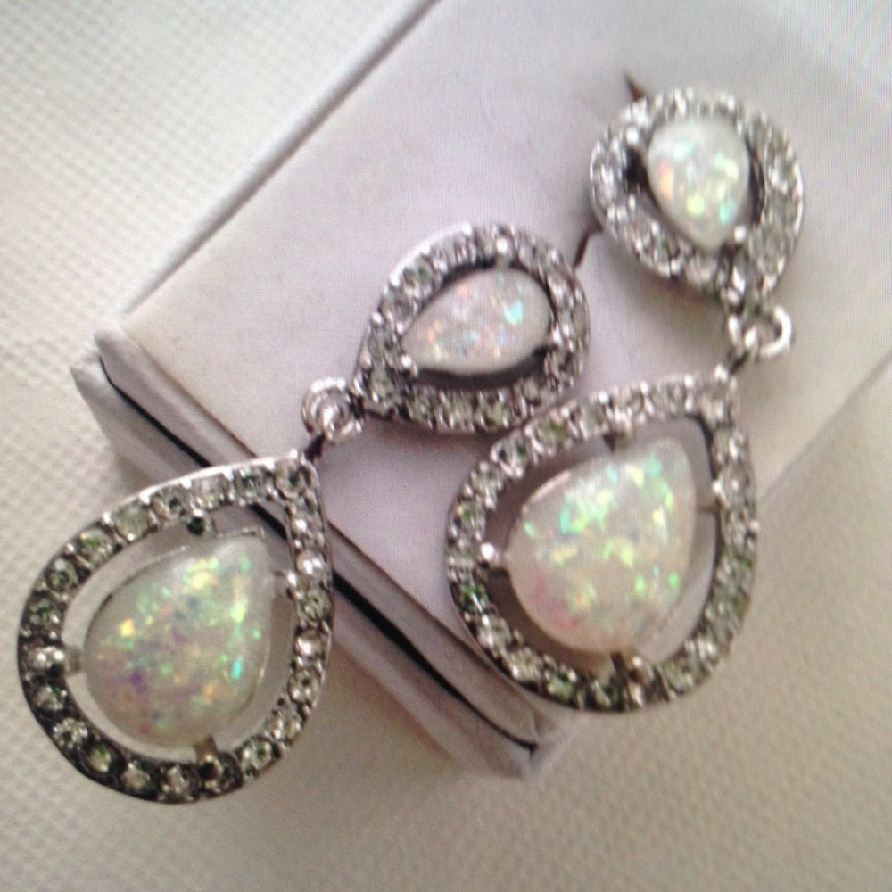 Opaline Chandelier Dangling Pierced Earrings