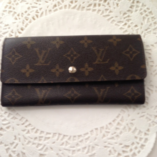 Louis Vuitton, Brown Mono, Bi-Fold Long Wallet