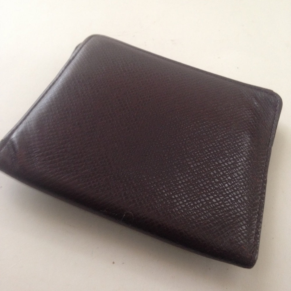 Louis Vuitton Brown Taiga Leather Mens Wallet