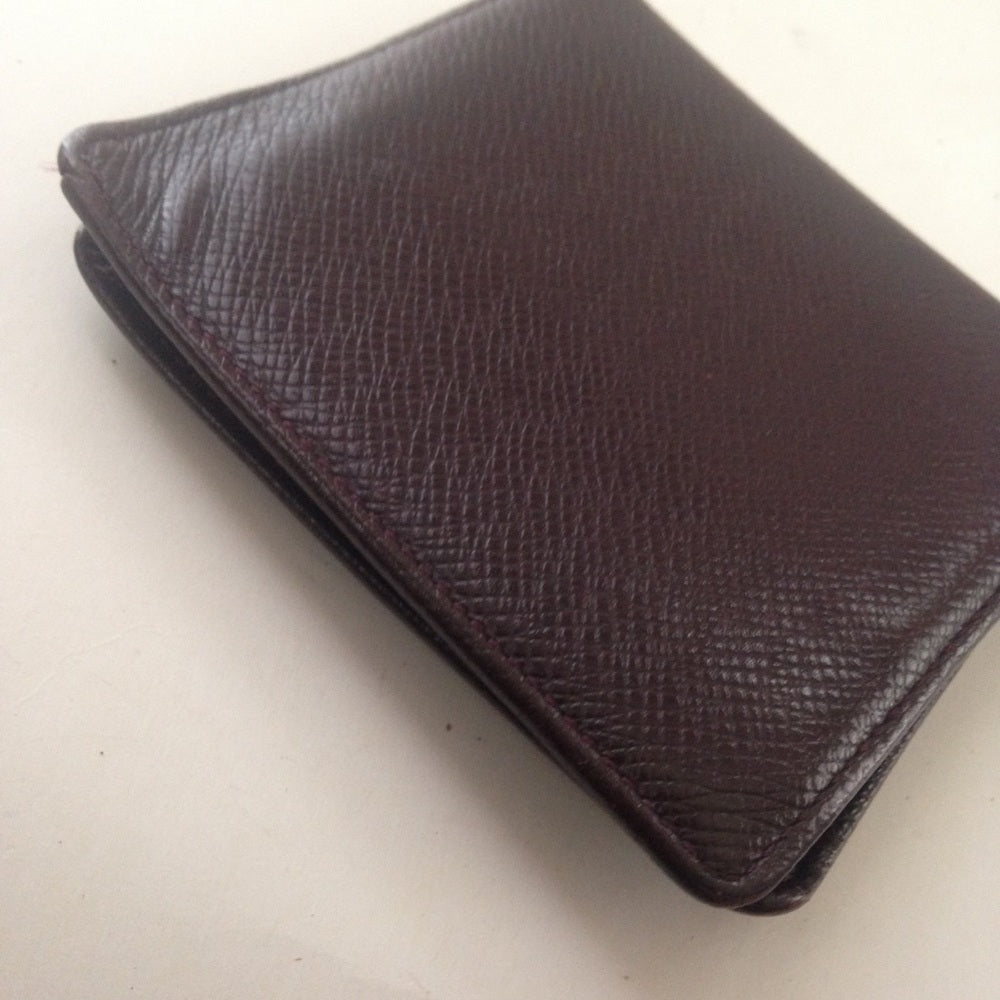 Louis Vuitton Brown Taiga Leather Mens Wallet