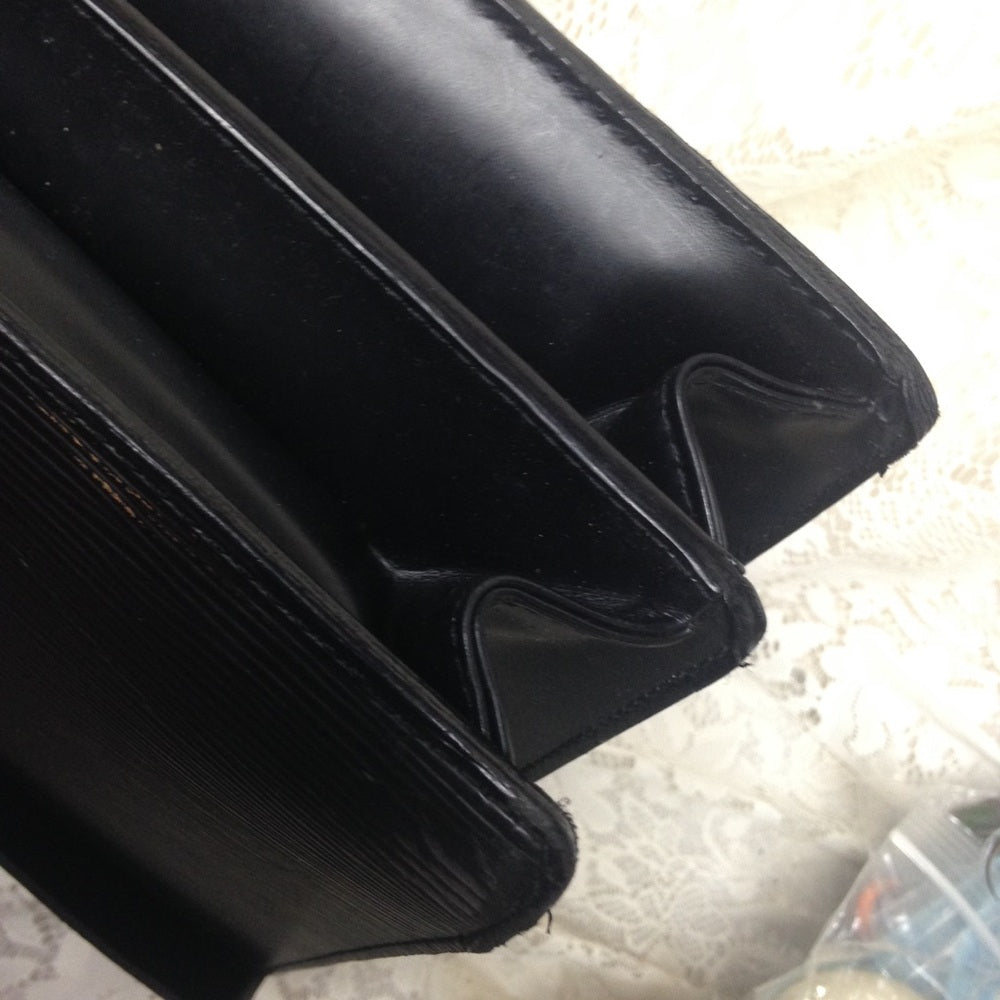 Louis Vuitton Black Epi Leather 2-Gusset Briefcase