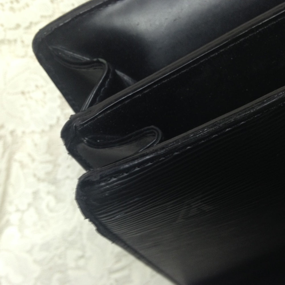 Louis Vuitton Black Epi Leather 2-Gusset Briefcase