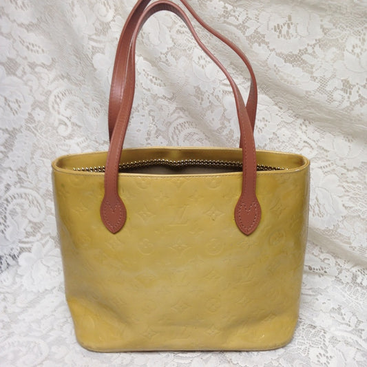 Authentic Louis Vuitton Yellow Vernis Tote 12x10x6