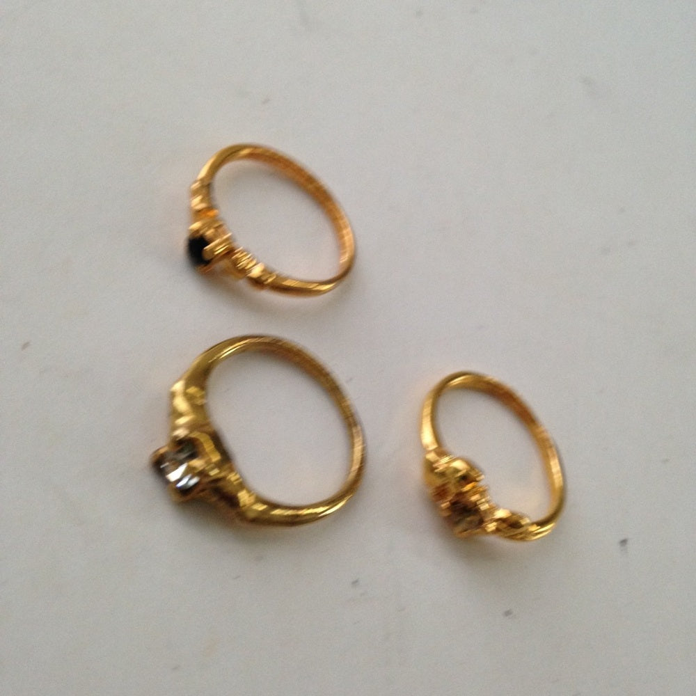 - Vintage 3pc Gold Tiny  Rings (size 5-6)