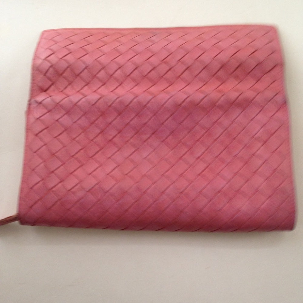 Authentic Bottega Veneta Pink Leather Bi-fold Wall