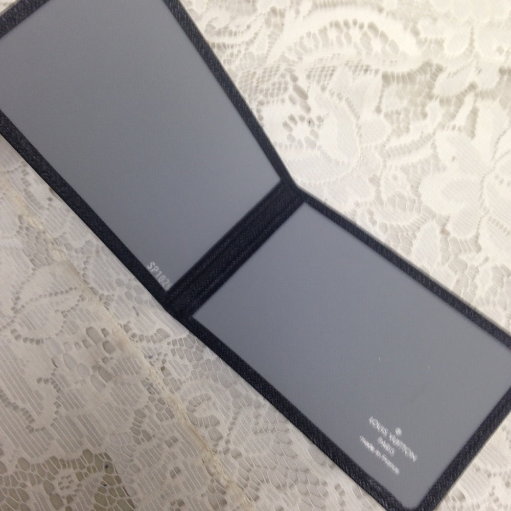 L. Vuitton Black Taiga Leather ID-Credit Card Case