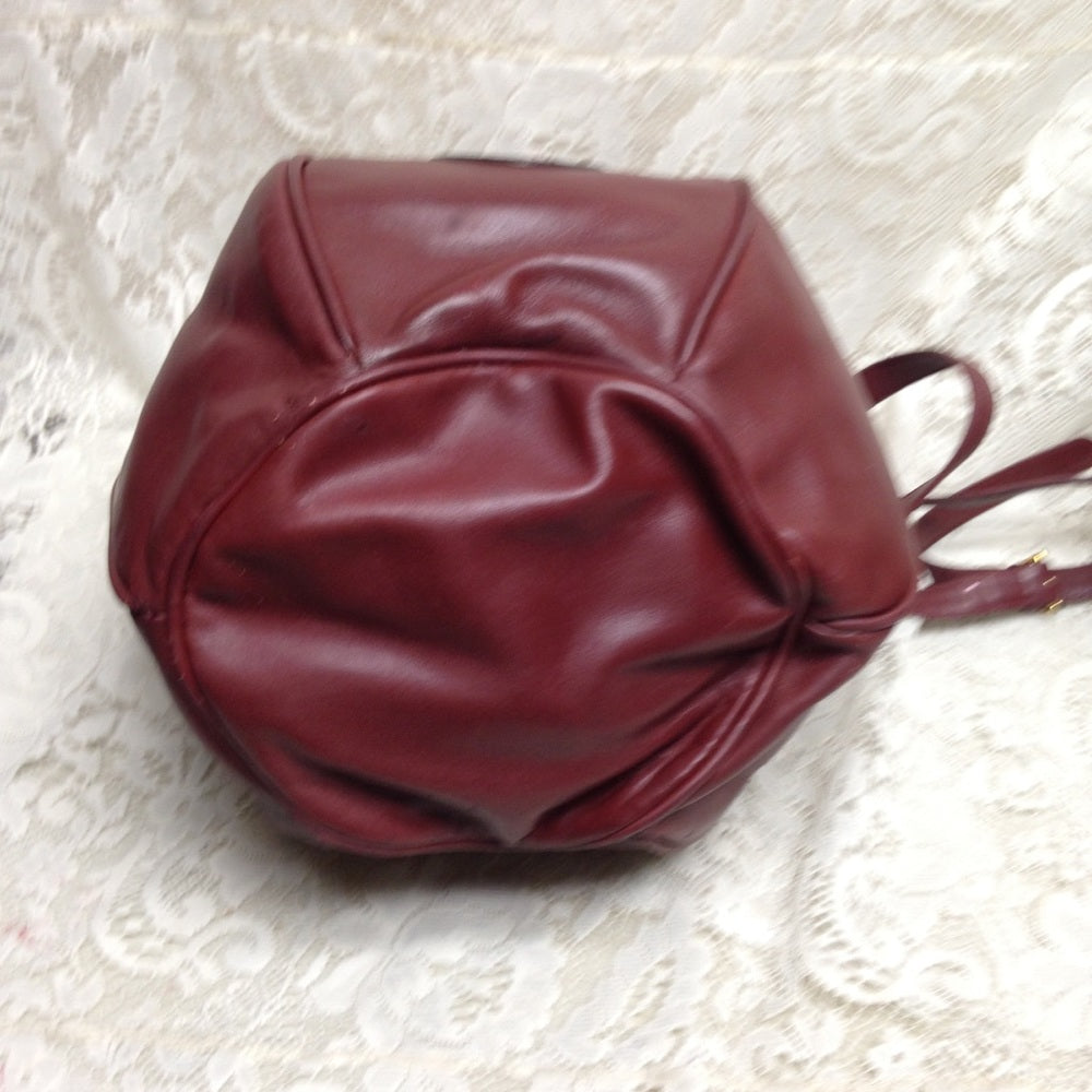 Cartier Burgundy Leather GM Drawstring Shoulder Ba