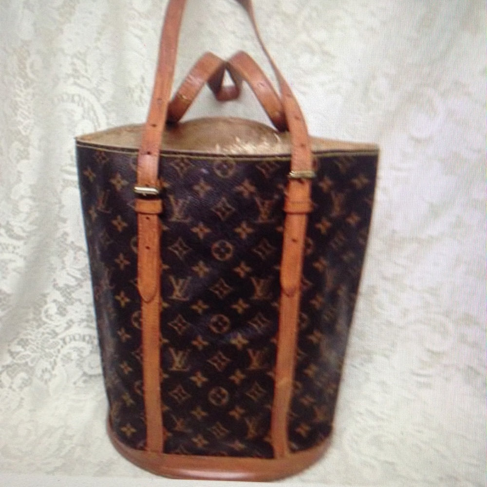 Authentic Louis Vuitton Brown Mono GM Bucket  SBag