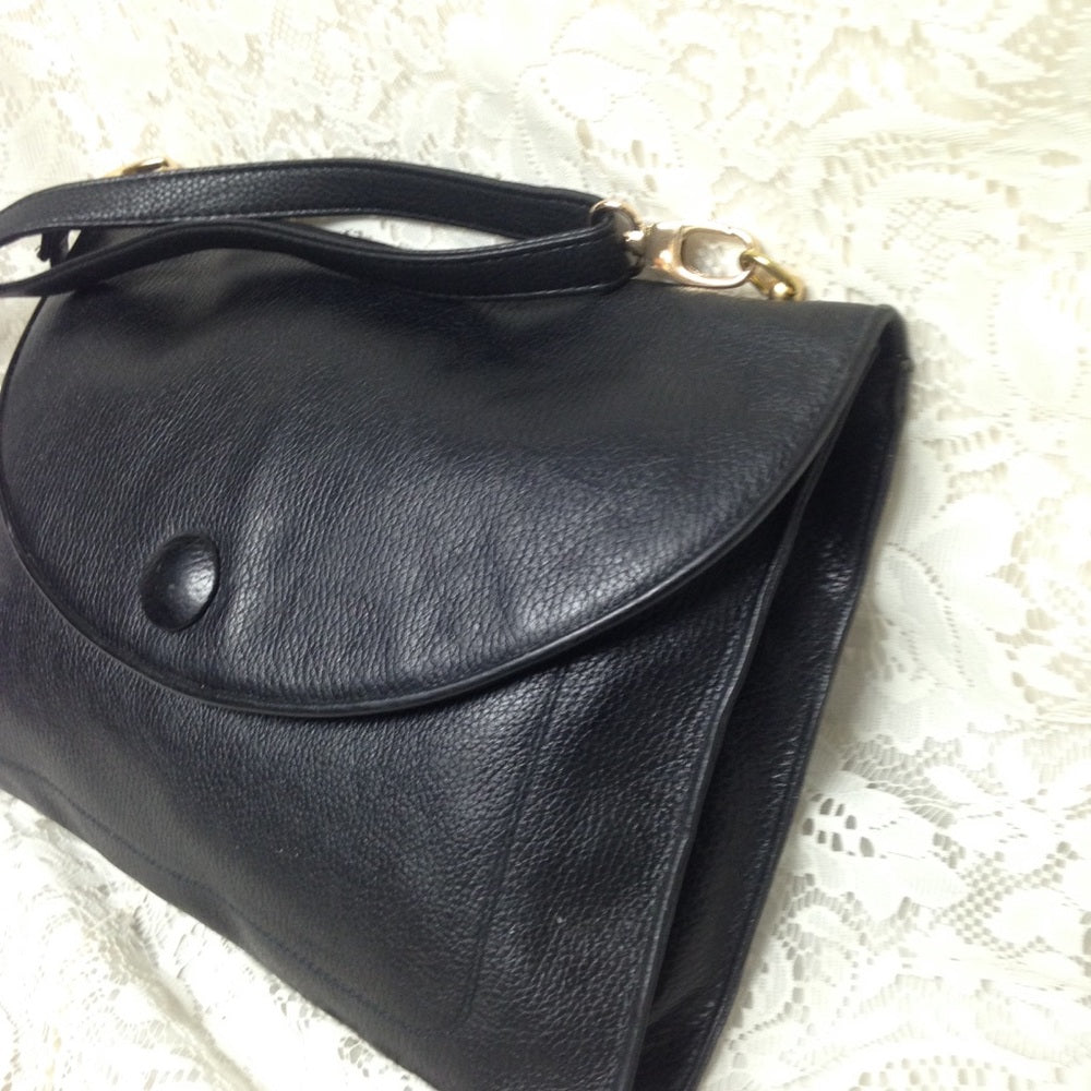Vintage, Hudsons Black Leather Envelope-Crossbody