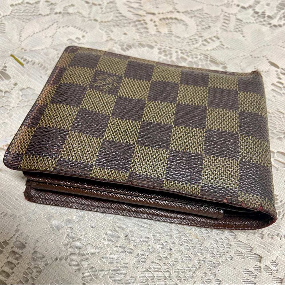 Louis Vuitton Damier Ebene Mens ID-Credit Card Wallet 5in x 4in