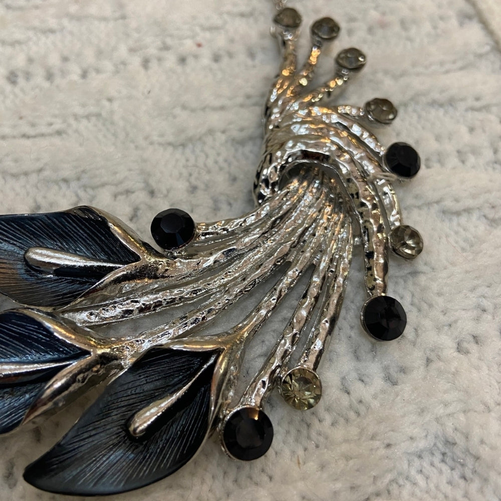 Black and Silver Lily Necklace and Earrings Set