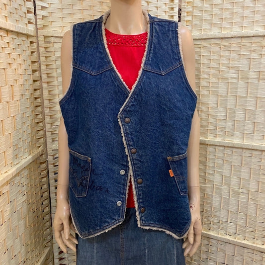 Levi, Vintage Sherpa Vest - Size L