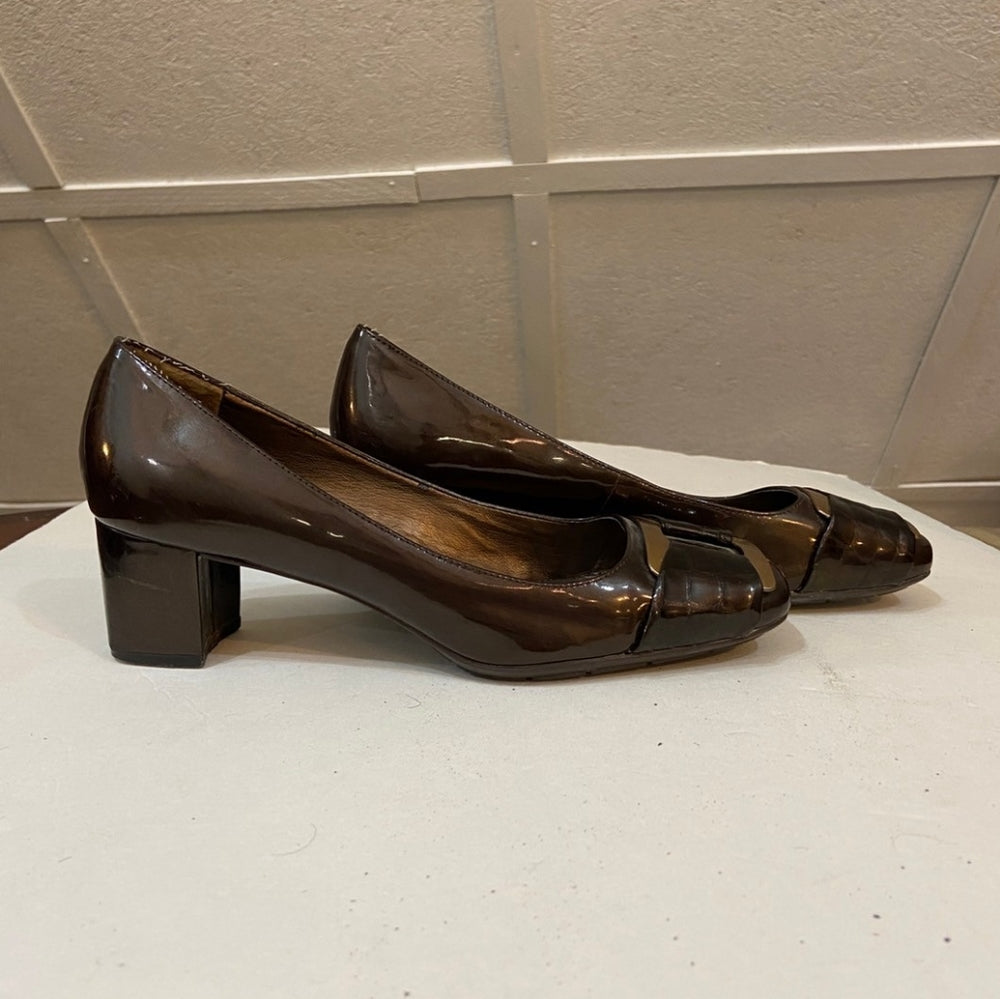 Liz Claiborne, Brown and Gold Square Heels - Size 8