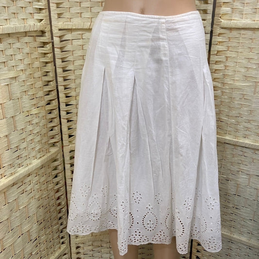St. John's Bay, White Pleated Eyelit Skirt - Size 12